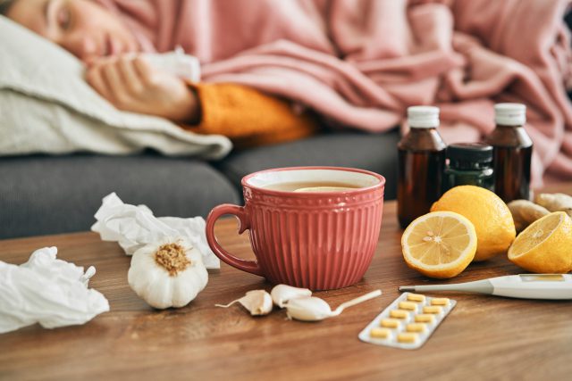 Jak zwalczyć pierwsze objawy przeziębienia - domowe sposoby