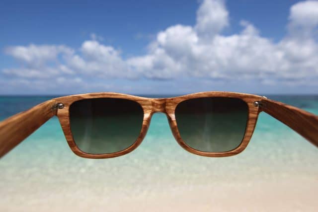 Jakie okulary z filtrem UV należy nosić?