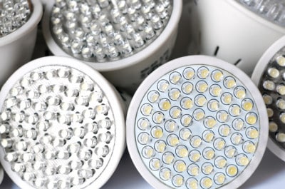 Lampy LED z certyfikatem CE są zdrowsze. Pobrane z 123rf.com