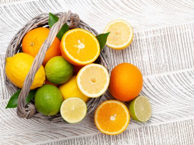 Owoce cytrusowe jako bogate źródło witaminy C, odpowiedzialnej za odporność organizmu.